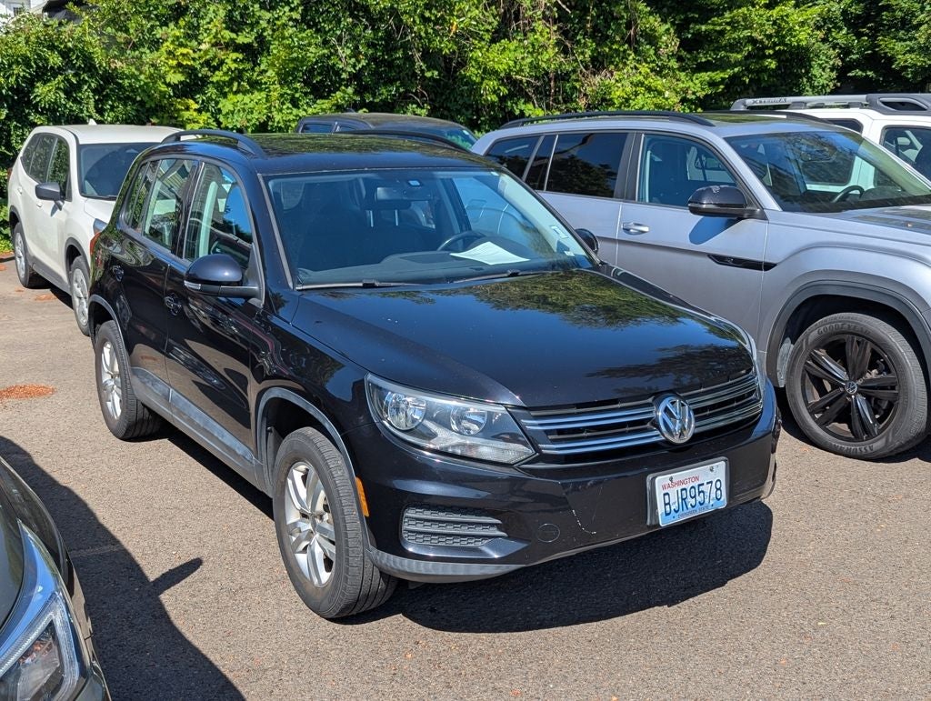 2016 Volkswagen Tiguan Base