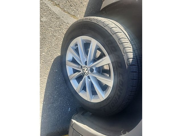 2015 Volkswagen Tiguan SE 4Motion