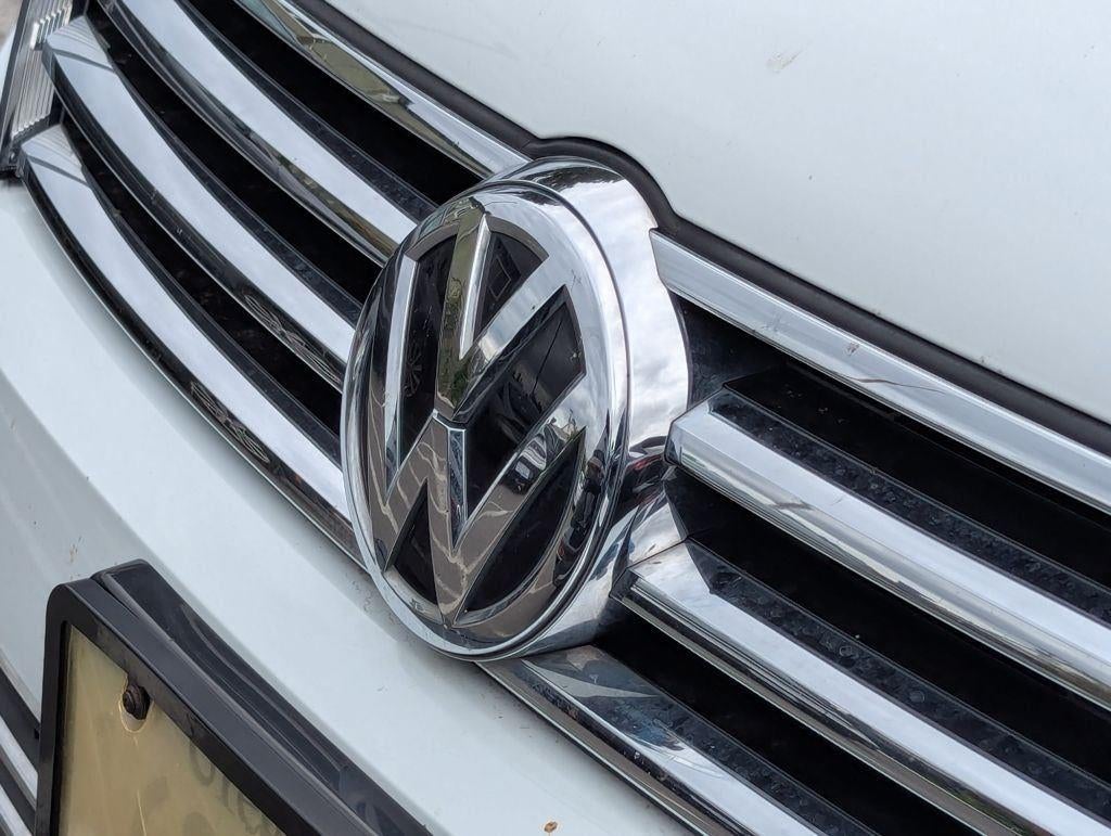 2016 Volkswagen Touareg VR6 FSI Lux