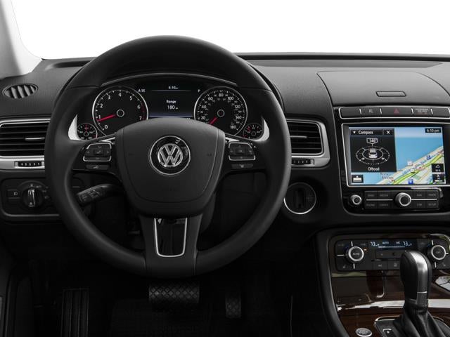 2016 Volkswagen Touareg VR6 FSI Lux