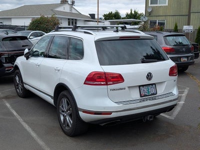 2016 Volkswagen Touareg VR6 FSI Lux