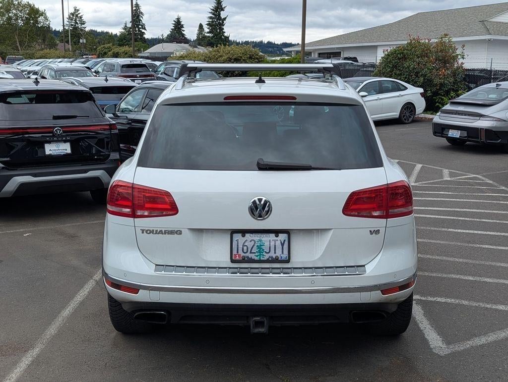 2016 Volkswagen Touareg VR6 FSI Lux