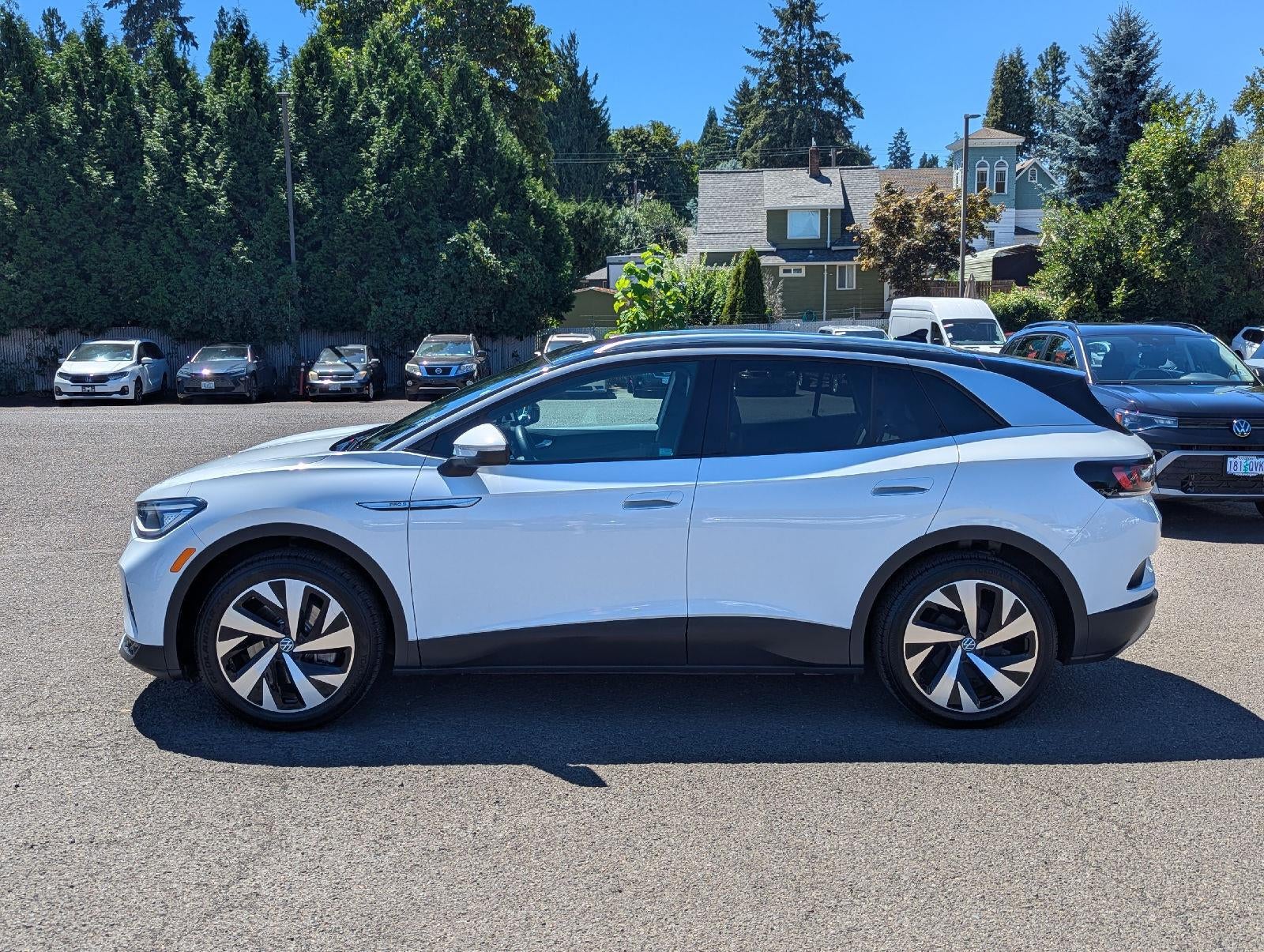 Used 2022 Volkswagen ID.4 PRO S with VIN WVGKMPE22NP035665 for sale in Gladstone, OR