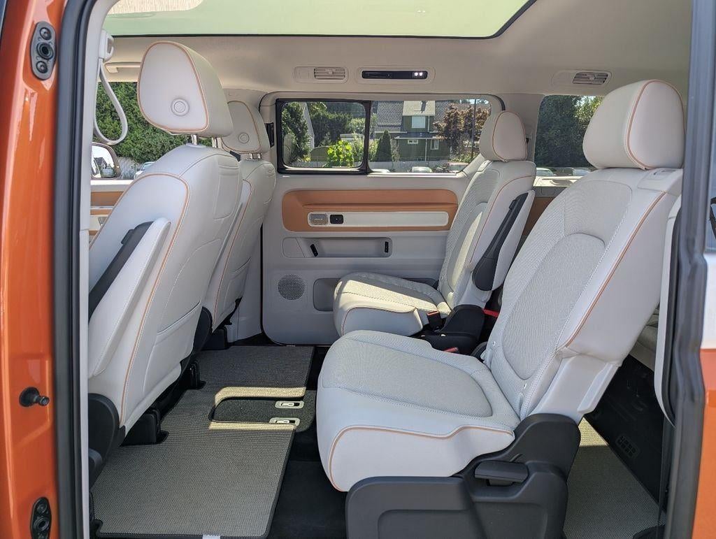 2025 Volkswagen ID. Buzz Pro S Plus