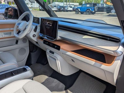 2025 Volkswagen ID. Buzz Pro S Plus