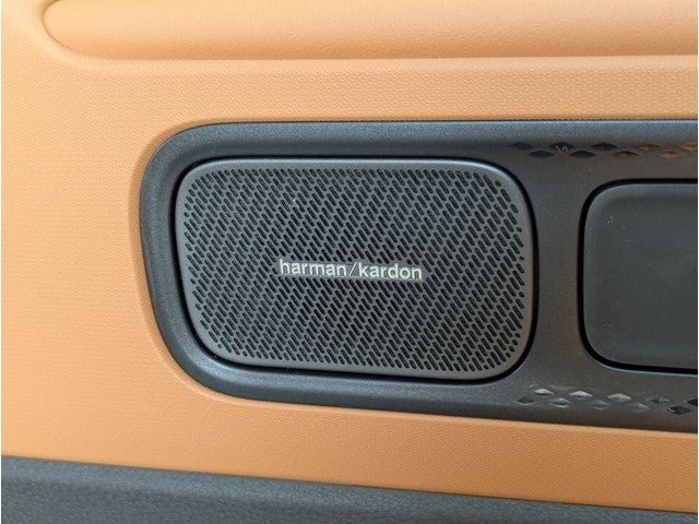 2025 Volkswagen ID. Buzz Pro S Plus