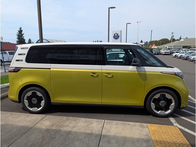 2025 Volkswagen ID. Buzz Pro S Plus