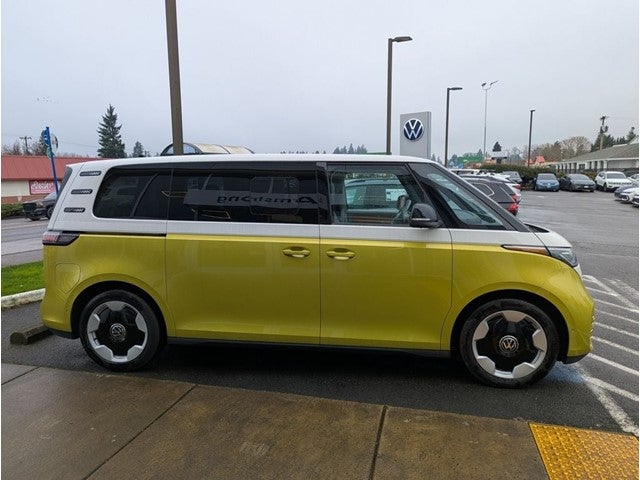 2025 Volkswagen ID. Buzz Pro S Plus
