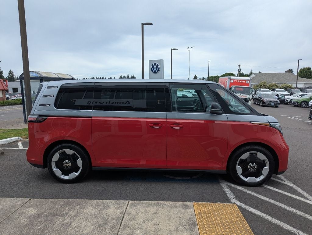 2025 Volkswagen ID. Buzz Pro S Plus