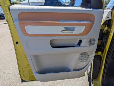 2025 Volkswagen ID. Buzz Pro S Plus