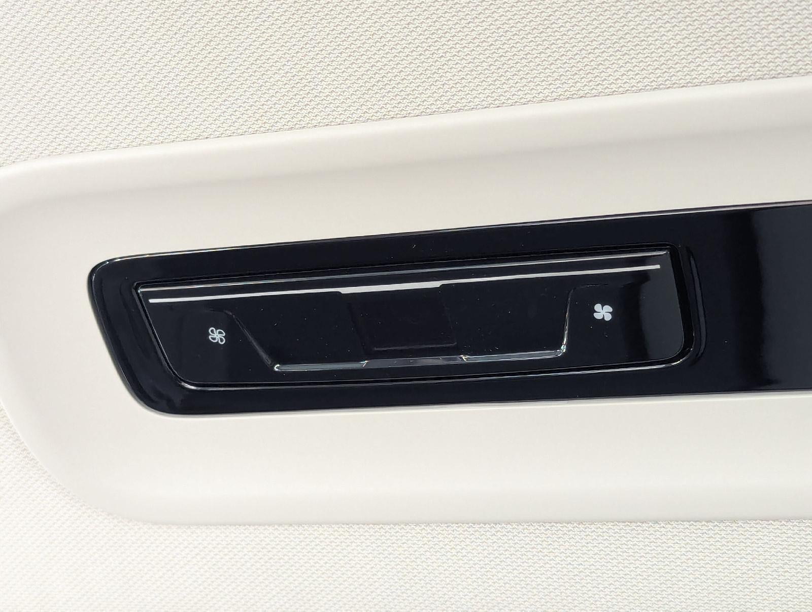 2025 Volkswagen ID. Buzz Pro S Plus