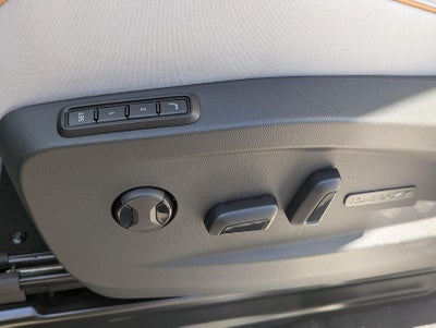 2025 Volkswagen ID. Buzz Pro S Plus
