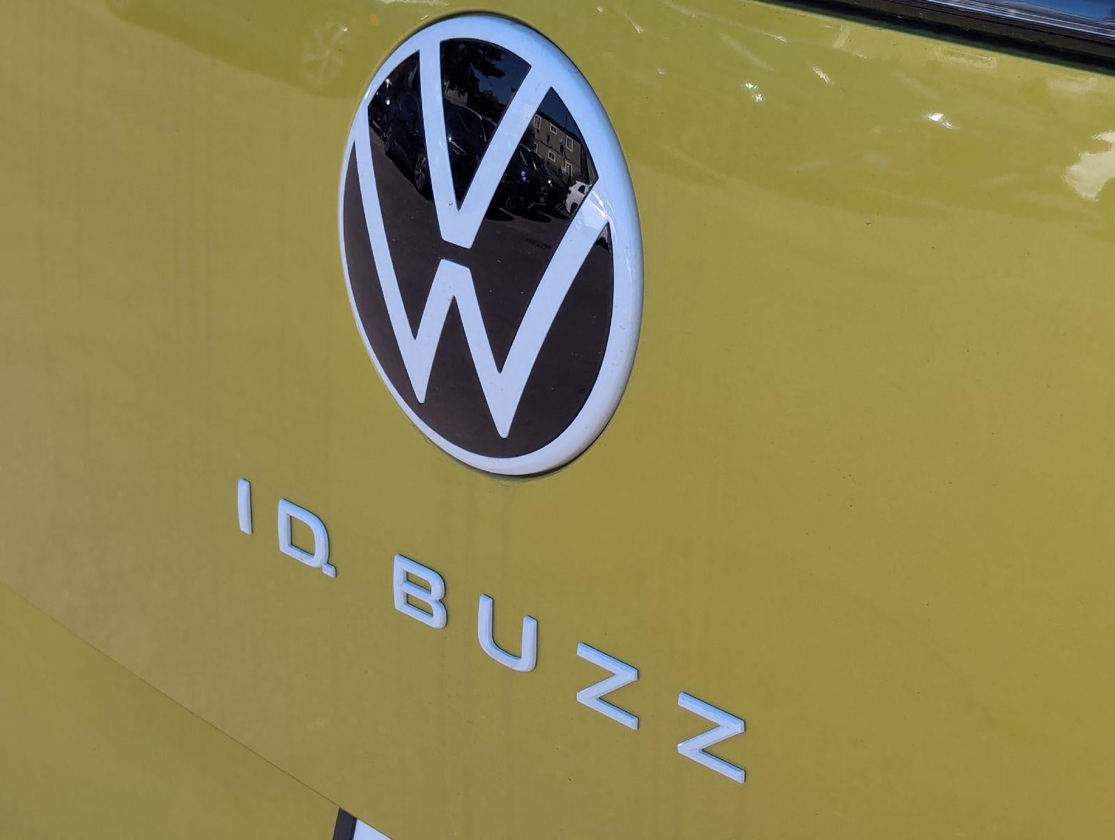 2025 Volkswagen ID. Buzz Pro S Plus