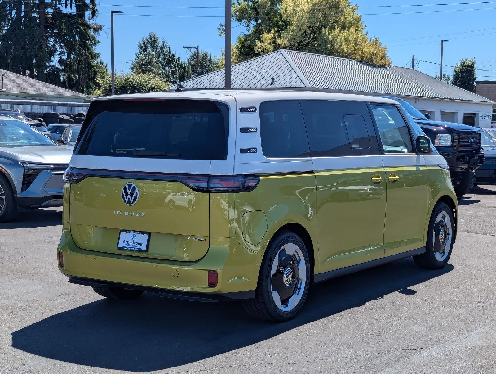 2025 Volkswagen ID. Buzz Pro S Plus