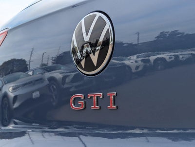 2025 Volkswagen Golf Gti SE