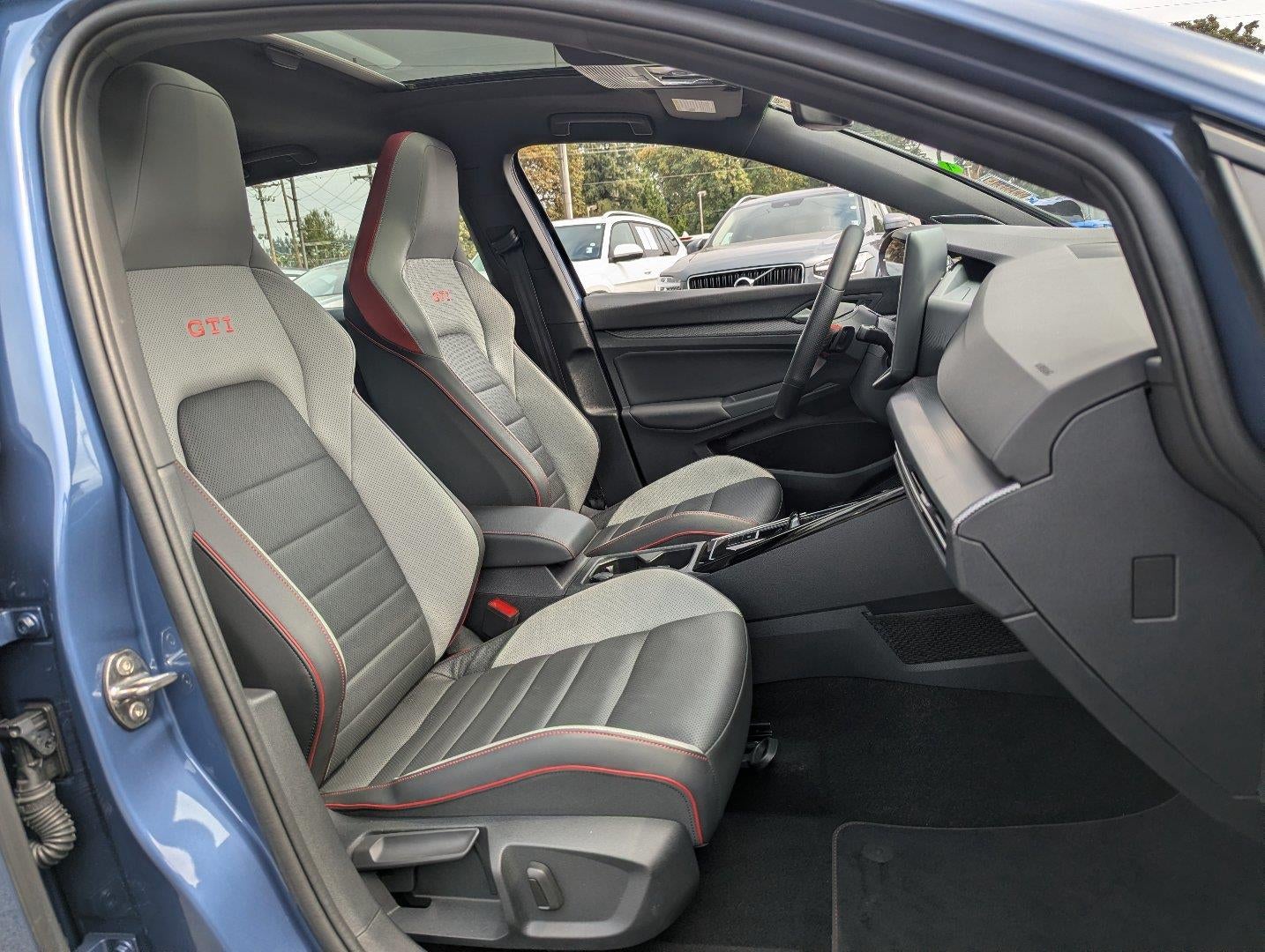 2025 Volkswagen Golf Gti SE