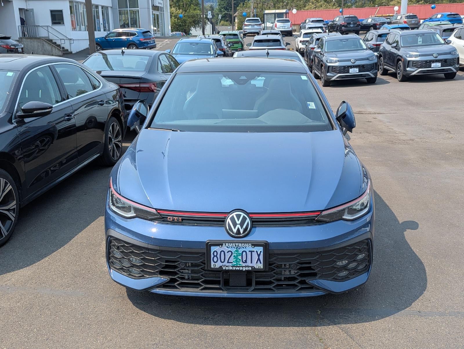 2025 Volkswagen Golf GTI SE