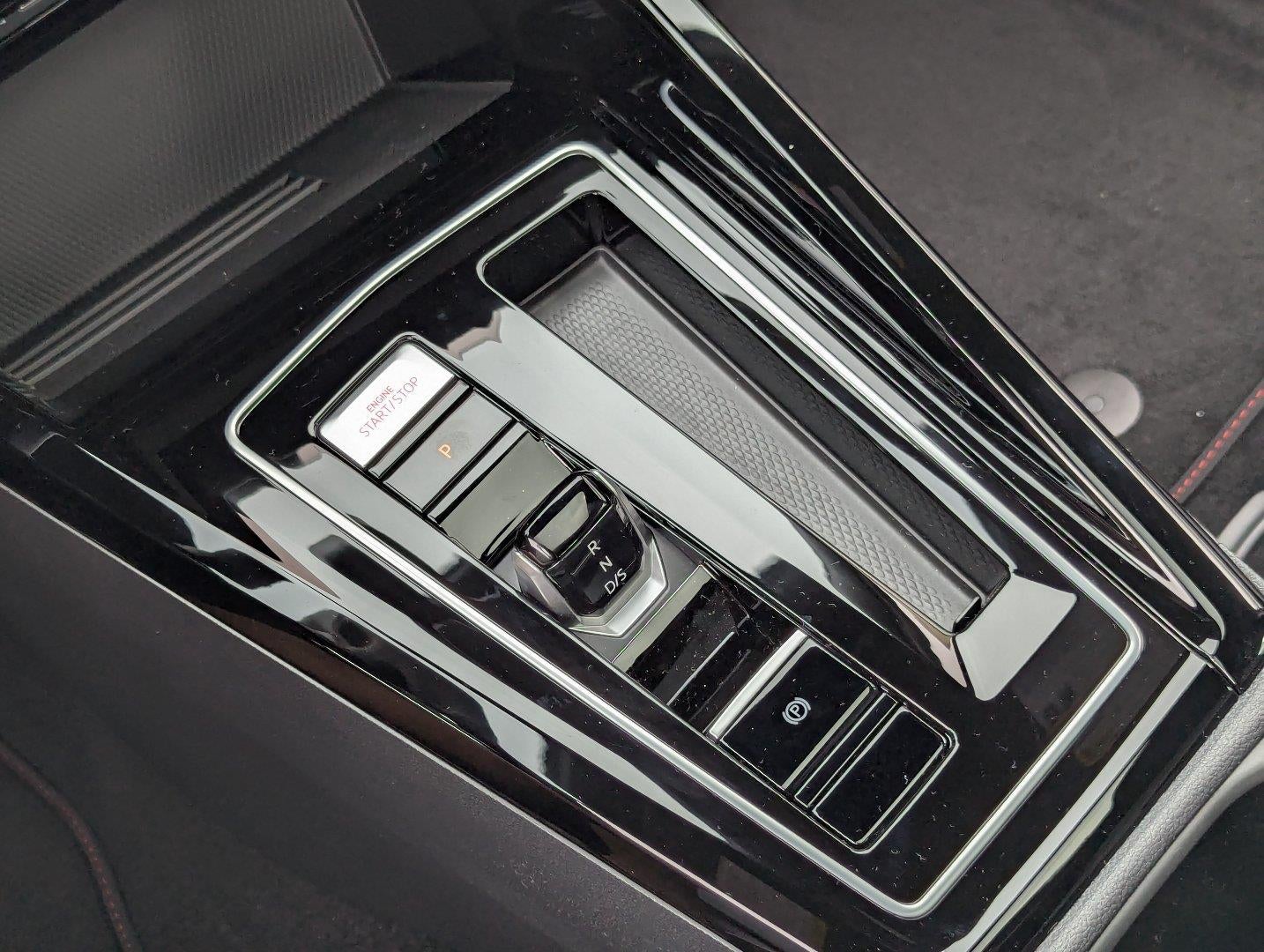2026 Volkswagen Golf GTI 2.0T SE