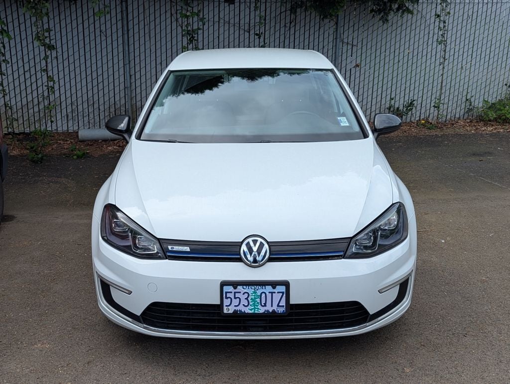 2016 Volkswagen e-Golf SE