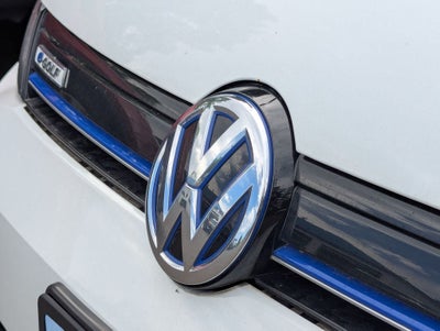 2016 Volkswagen e-Golf SE
