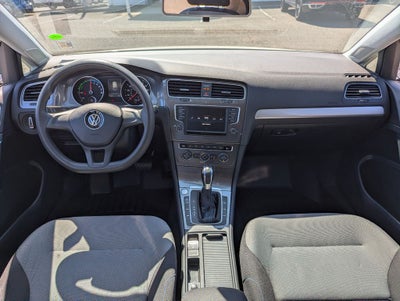 2016 Volkswagen e-Golf SE