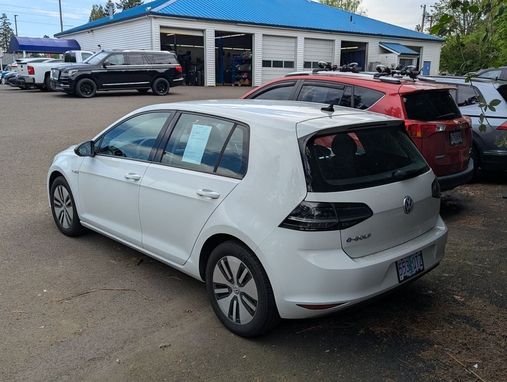 2016 Volkswagen e-Golf SE