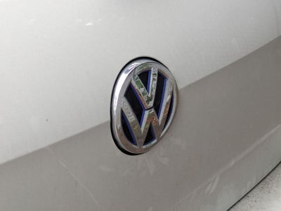 2016 Volkswagen e-Golf SE