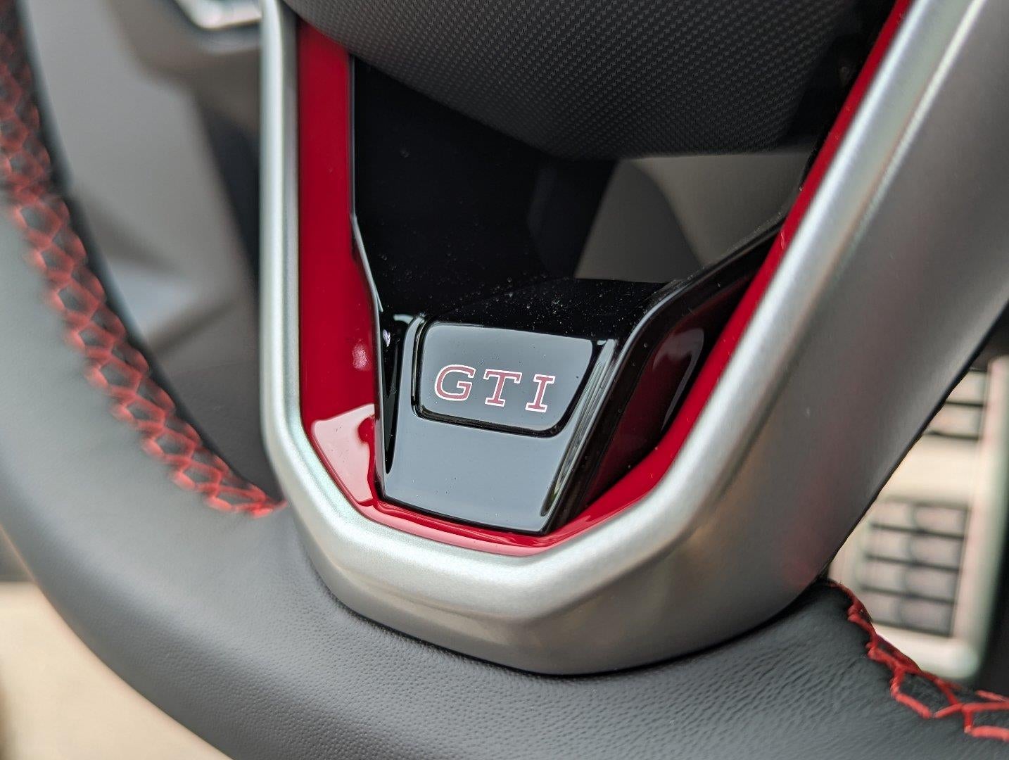 2026 Volkswagen Golf GTI 2.0T SE