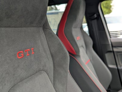 2026 Volkswagen Golf GTI 2.0T SE