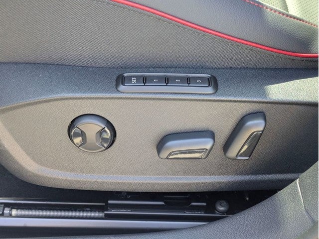 2025 Volkswagen Golf GTI Autobahn