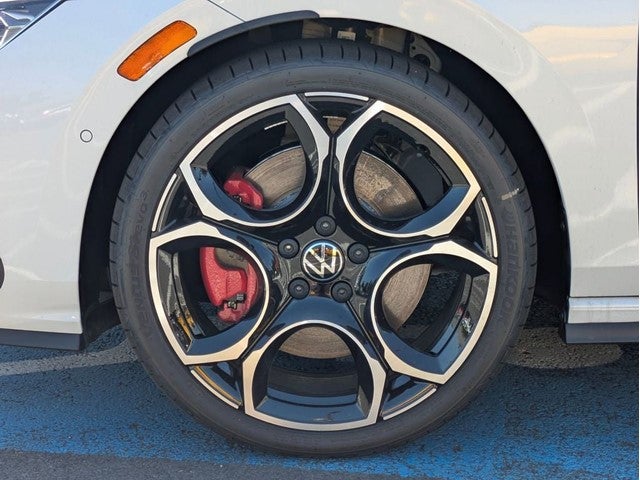 2025 Volkswagen Golf GTI Autobahn