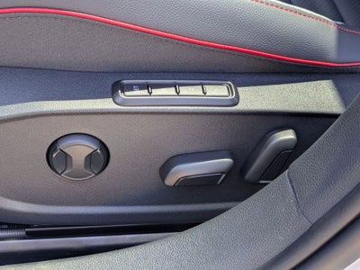 2025 Volkswagen Golf GTI Autobahn