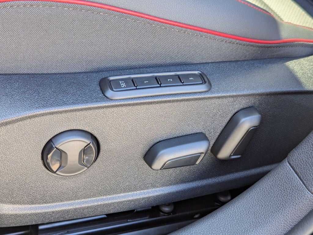 2026 Volkswagen Golf GTI AUTOBAHN