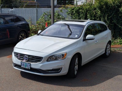 2016 Volvo V60 T5 Drive-E Premier