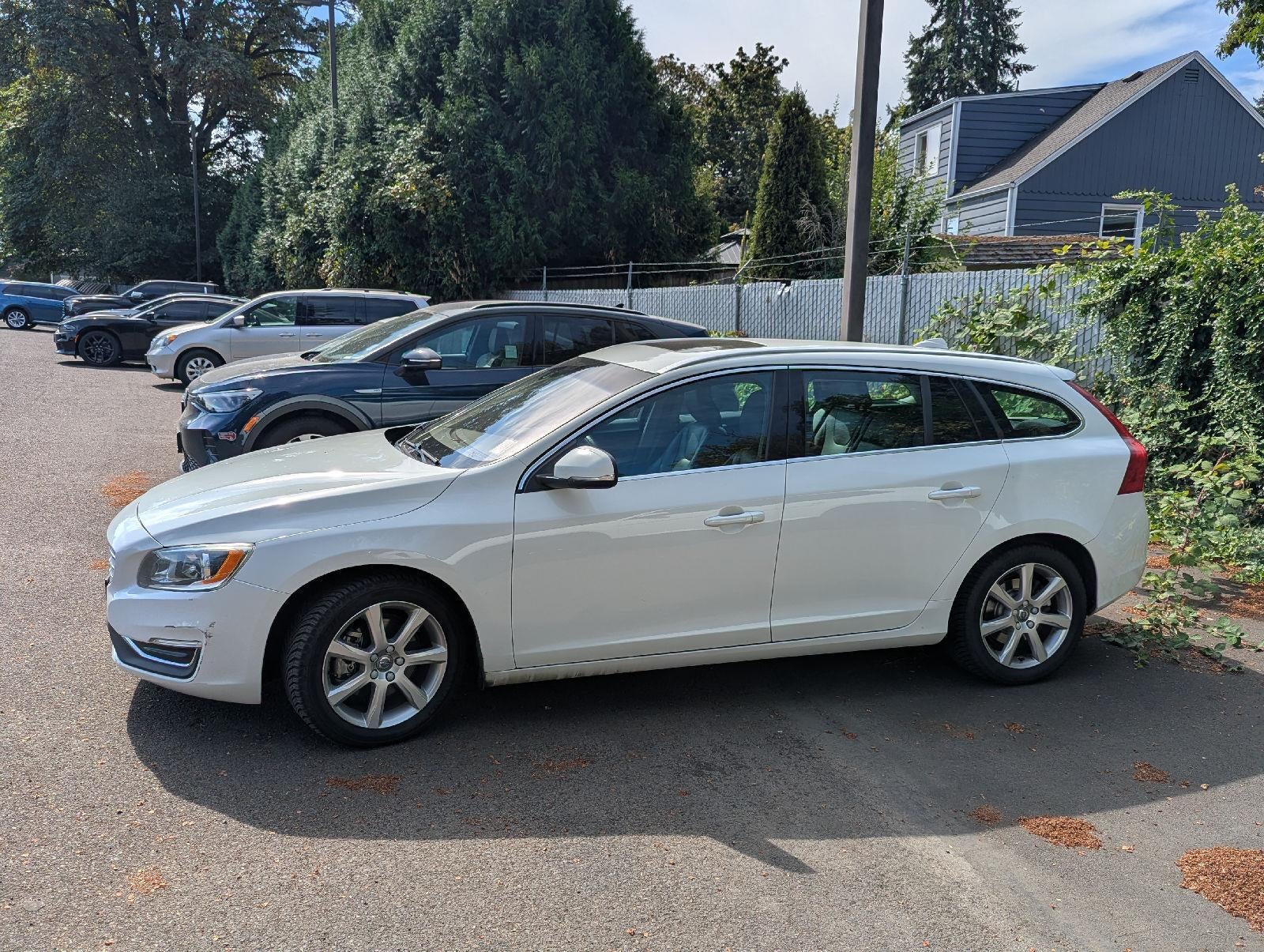 2016 Volvo V60 T5 Drive-E Premier