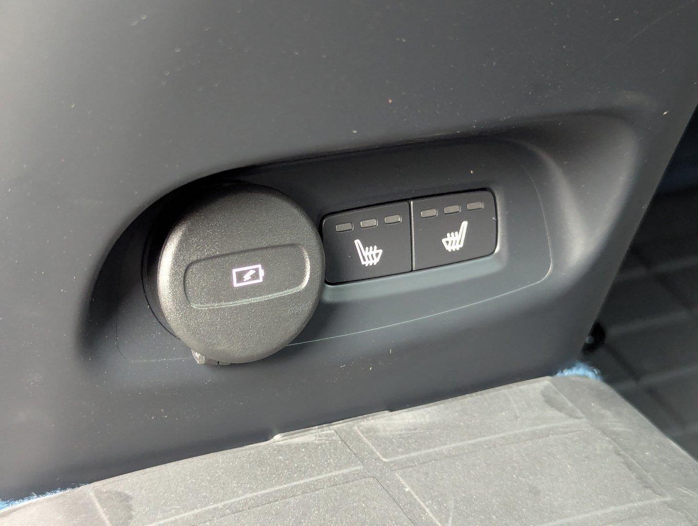 2023 Volvo C40 Recharge Pure Electric Plus
