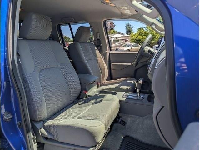 2015 Nissan Frontier SV