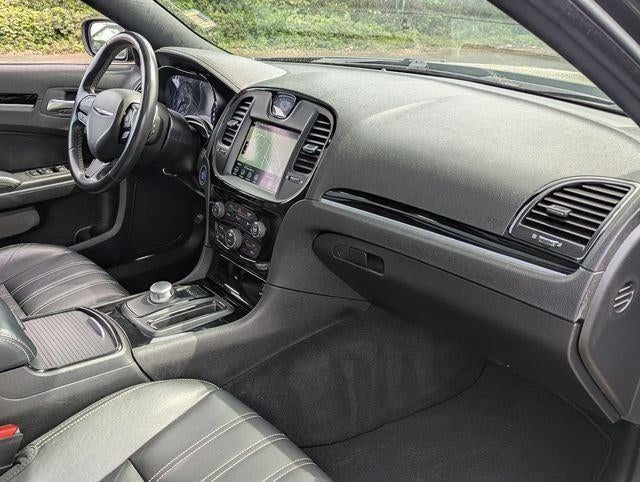 2022 Chrysler 300 300S