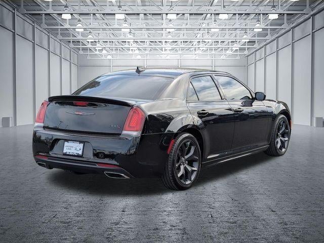 2022 Chrysler 300 300S