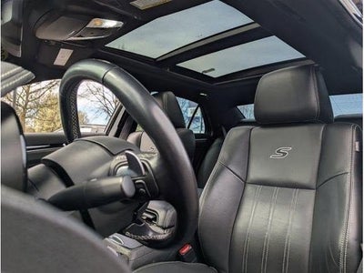 2022 Chrysler 300 300S