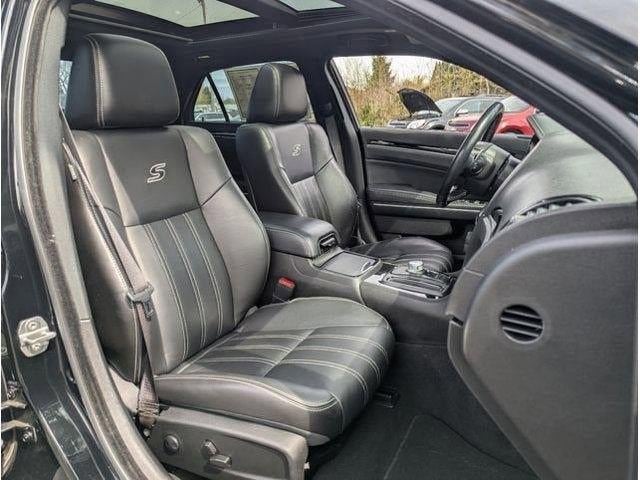 2022 Chrysler 300 300S