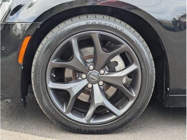 2022 Chrysler 300 300S