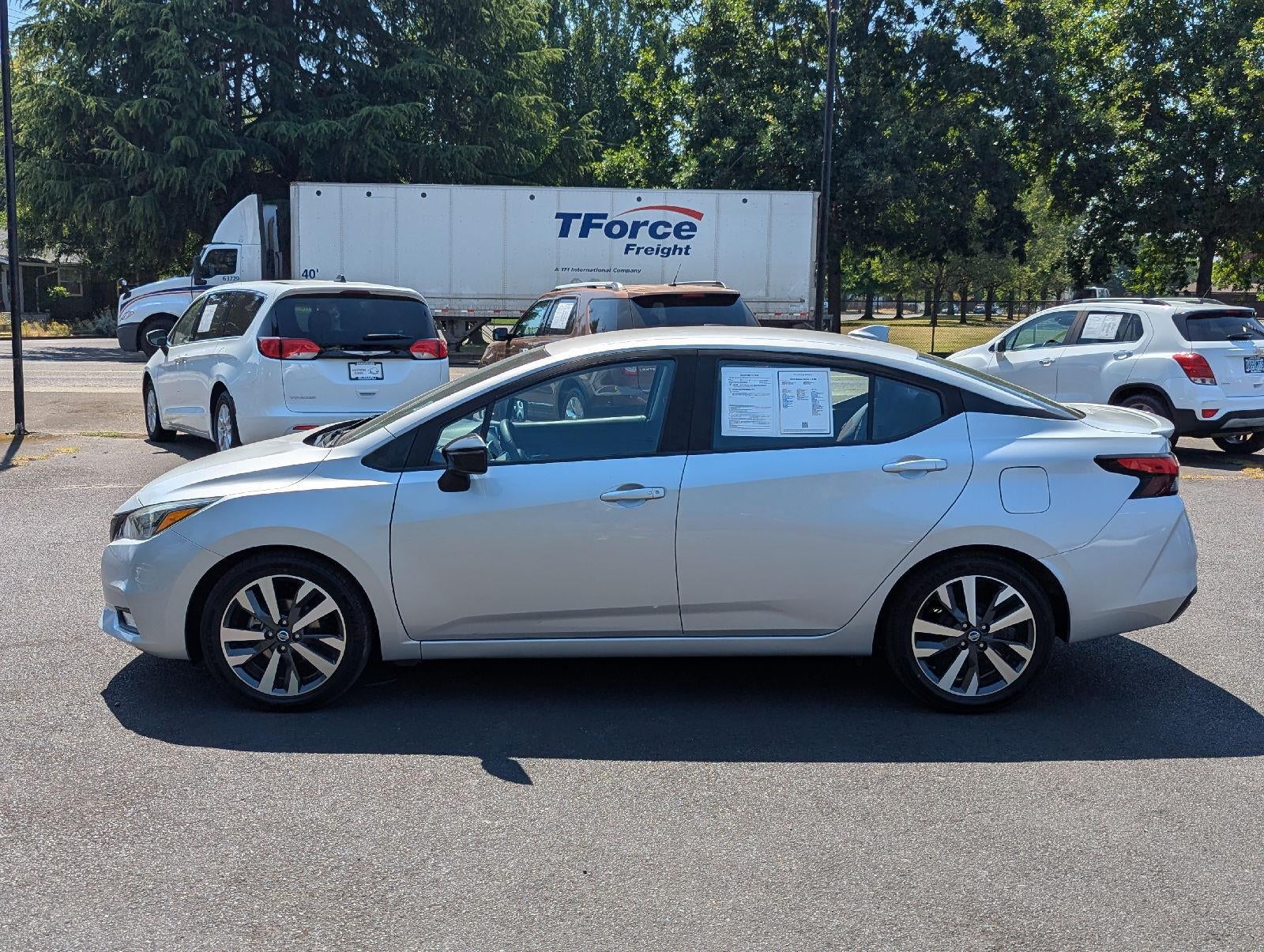 2020 Nissan Versa SR