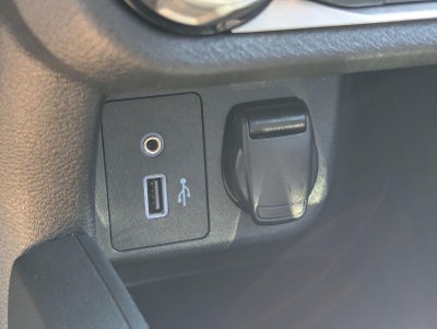 2020 Nissan Versa SR
