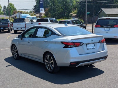 2020 Nissan Versa SR