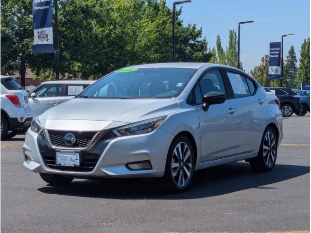 2020 Nissan Versa SR
