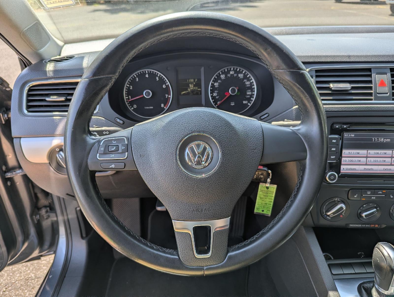 2013 Volkswagen Jetta SE w/Convenience/Sunroof