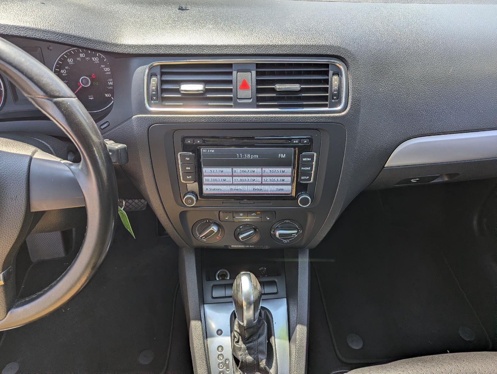 2013 Volkswagen Jetta SE w/Convenience/Sunroof