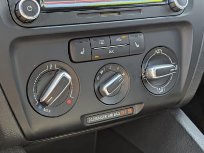 2013 Volkswagen Jetta SE w/Convenience/Sunroof