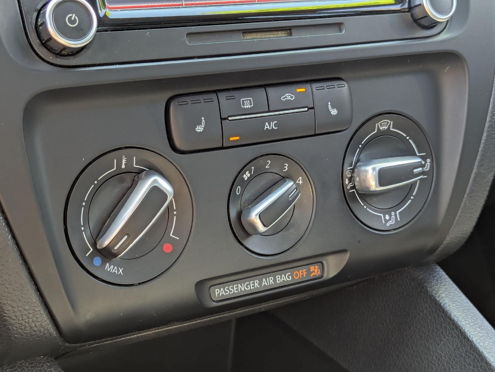 2013 Volkswagen Jetta SE w/Convenience/Sunroof